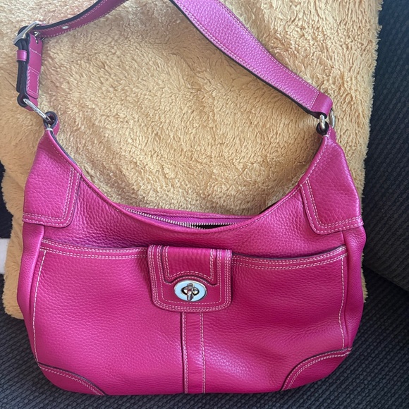 Purse - Picture 1 of 1